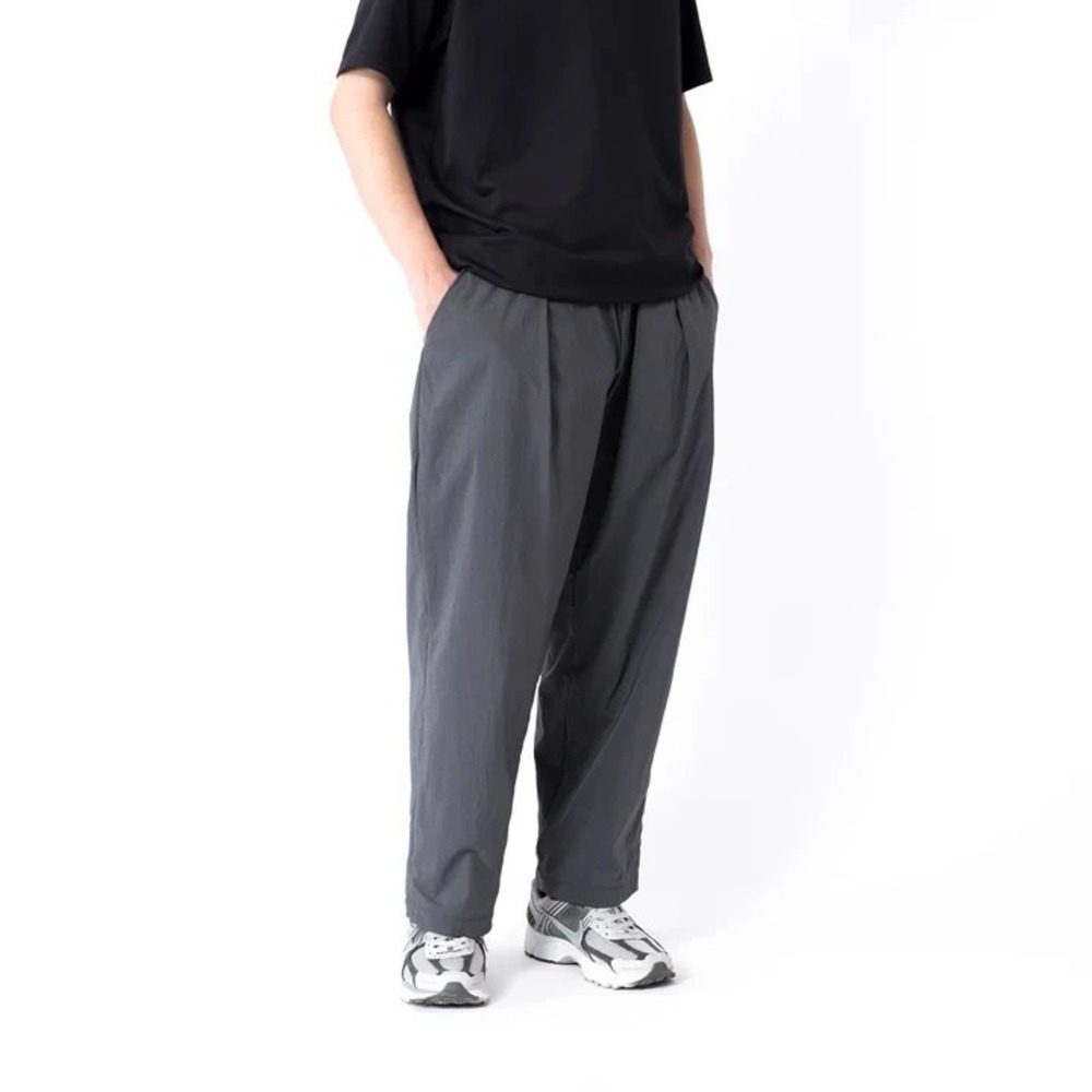 TEATORA DOCTOROID WALLET PANTS RESORT -  SIZE 2 RETAIL $300 - Picture 2 of 8